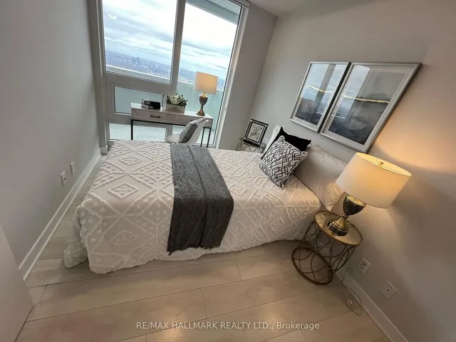 Additional image 8 of 2221 Yonge St Unit 4702