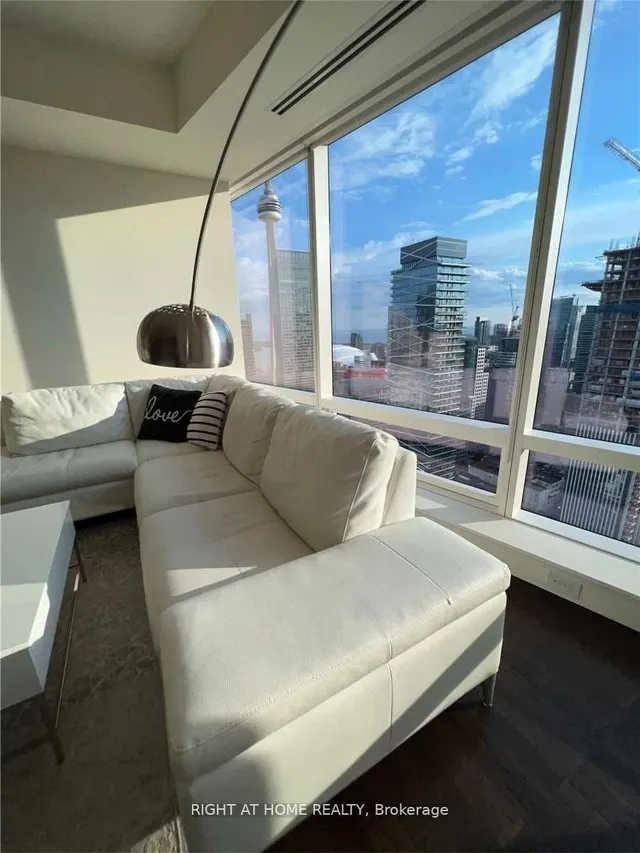 Additional image 7 of 180 University Ave Unit 4102