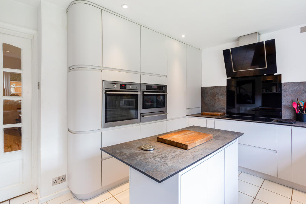 Additional image 4 of Paddock Wood, Harpenden, AL5