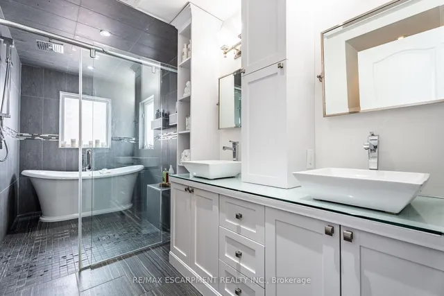 Additional image 19 of 154 Westchester Rd