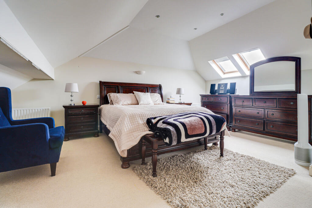 Additional image 14 of Redfield Close, Redbourn, Hertfordshire, AL3