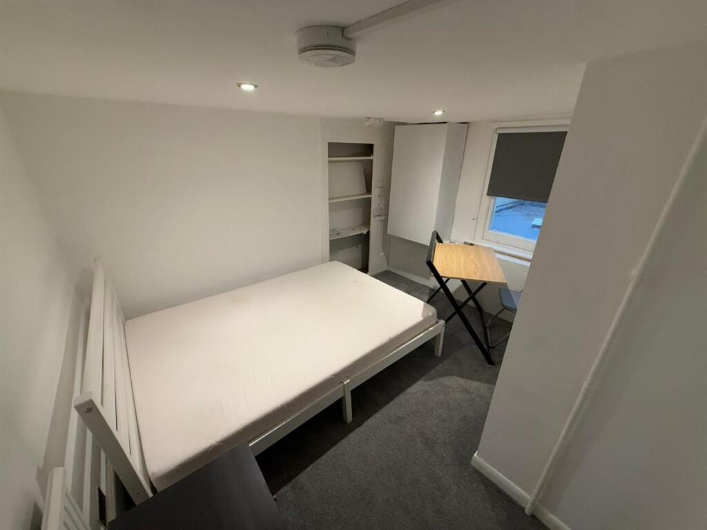 Additional image 5 of 1, 22 Clarence Square, Brighton