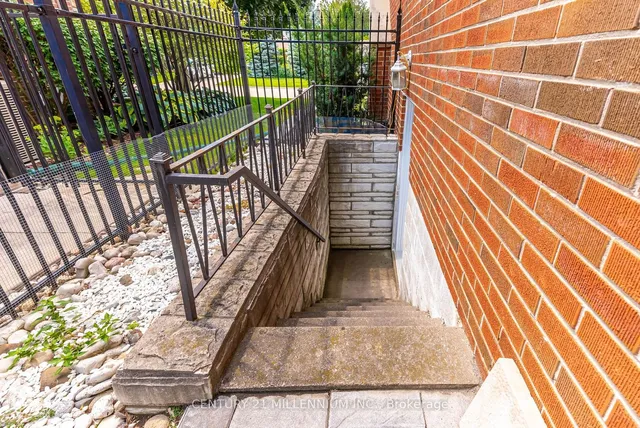 Additional image 35 of 6 Ridgehill Dr