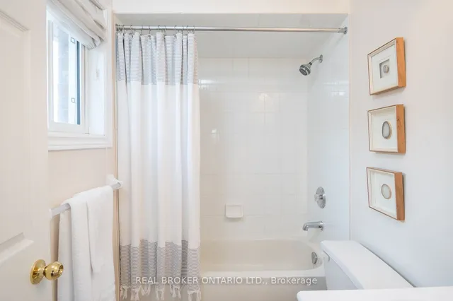 Additional image 30 of 36 Red Maple Lane