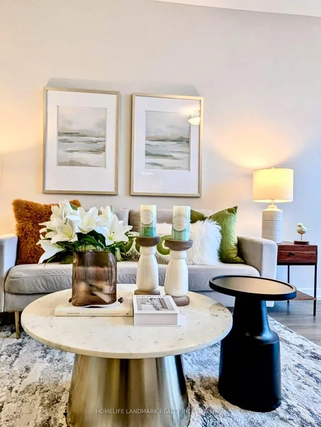 Additional image 8 of 426 University Ave Unit 2702