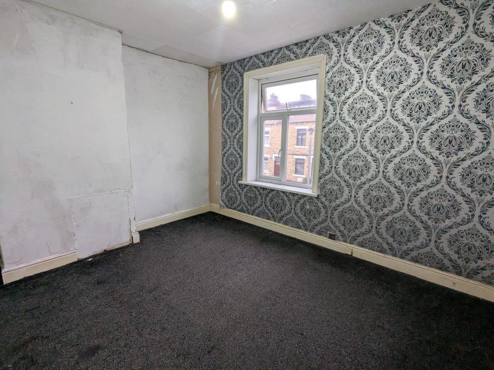 Additional image 4 of 11, Stanmore Place Bradford, BD7 2EN