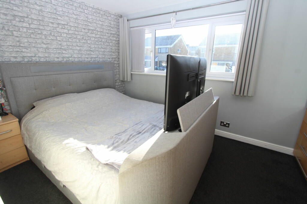 Additional image 12 of Pevensey Close, TIVIDALE, Oldbury.