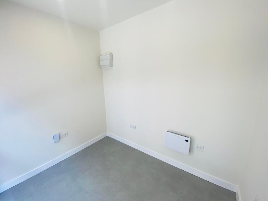 Additional image 5 of Hood Road, Barry, CF62