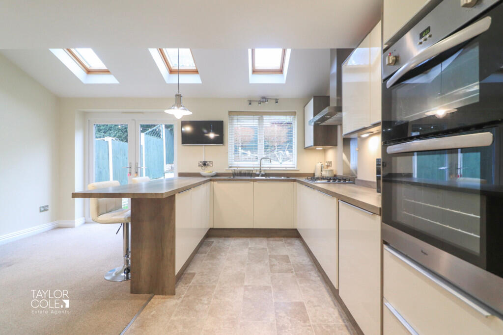 Additional image 5 of Flora Close, Perrycrofts