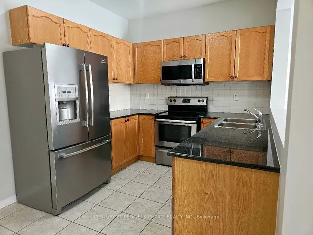 Additional image 11 of 561 Lott Cres