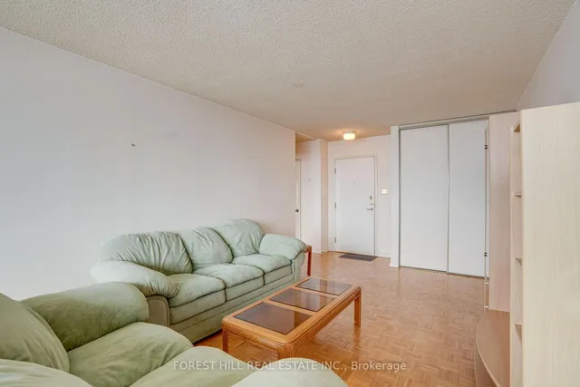 Additional image 6 of 3000 Bathurst St Unit 904