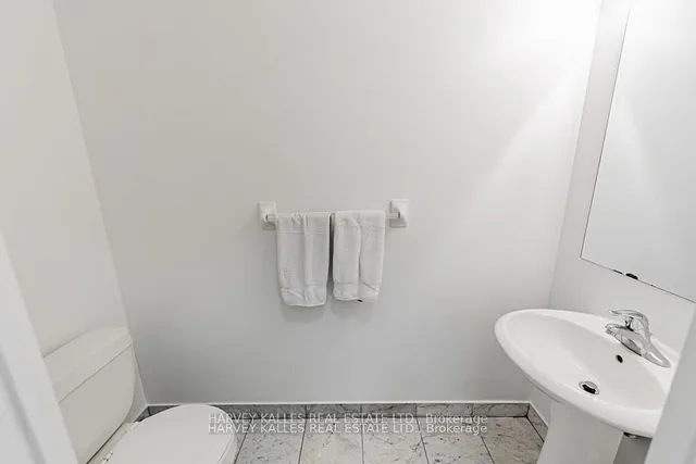 Additional image 9 of 5418 Yonge St Unit TH122