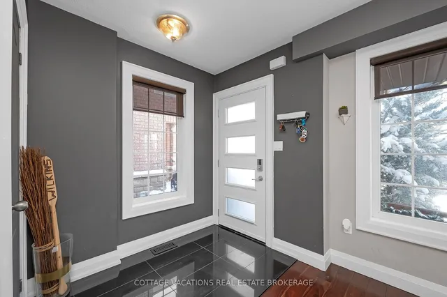 Additional image 4 of 2396 Emerson Dr