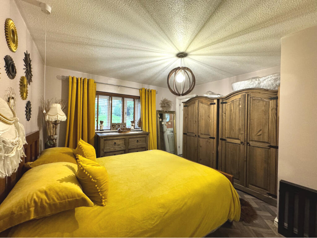 Additional image 13 of Golygfa'R Eglwys, Pontypridd