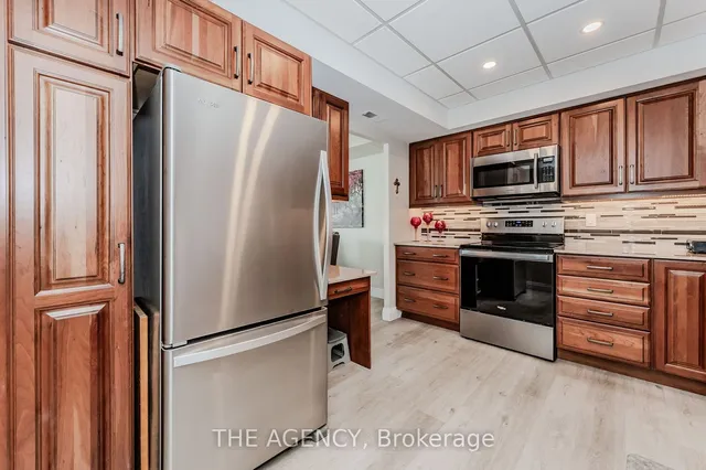 Additional image 15 of 3267 King St Unit 304