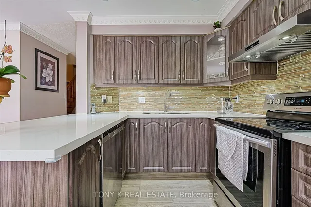 Additional image 4 of 42 Flatfield Terr