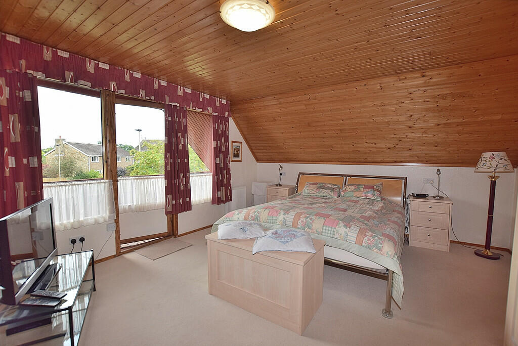 Additional image 10 of Whitefields Drive, Richmond