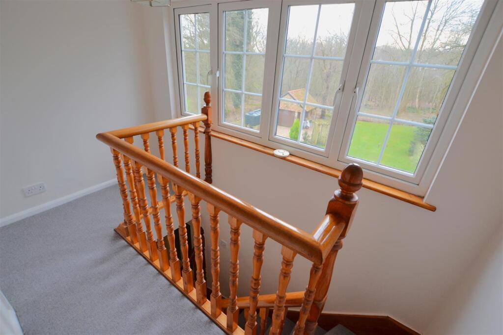 Additional image 44 of Woodside Green, Will Hill, Essendon