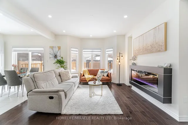 Additional image 11 of 90 Folgate Cres