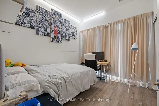 Additional image 18 of 6 Parkwood Ave Unit Th6