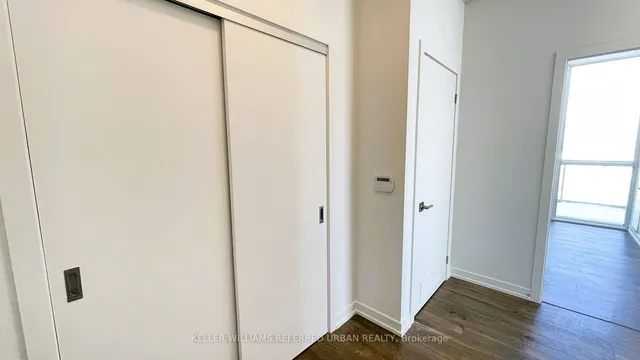 Additional image 3 of 2087 Fairview St Unit 903