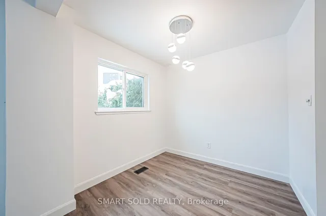 Additional image 15 of 25 Esterbrooke Ave Unit 113