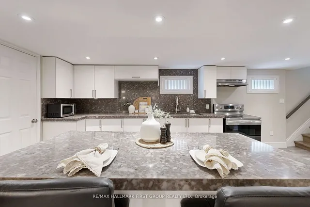 Additional image 35 of 43 Benlight Cres