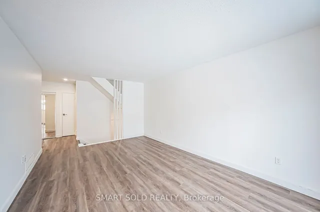 Additional image 11 of 25 Esterbrooke Ave Unit 113