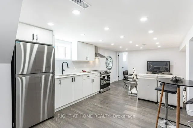 Additional image 20 of 435 Evans Ave