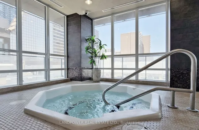 Additional image 10 of 825 Church St Unit 2901