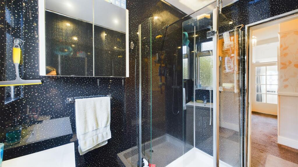 Additional image 6 of Hutton Road, Bradford, BD5