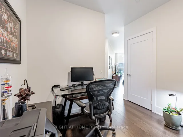 Additional image 8 of 1 Edgewater Dr Unit PH10