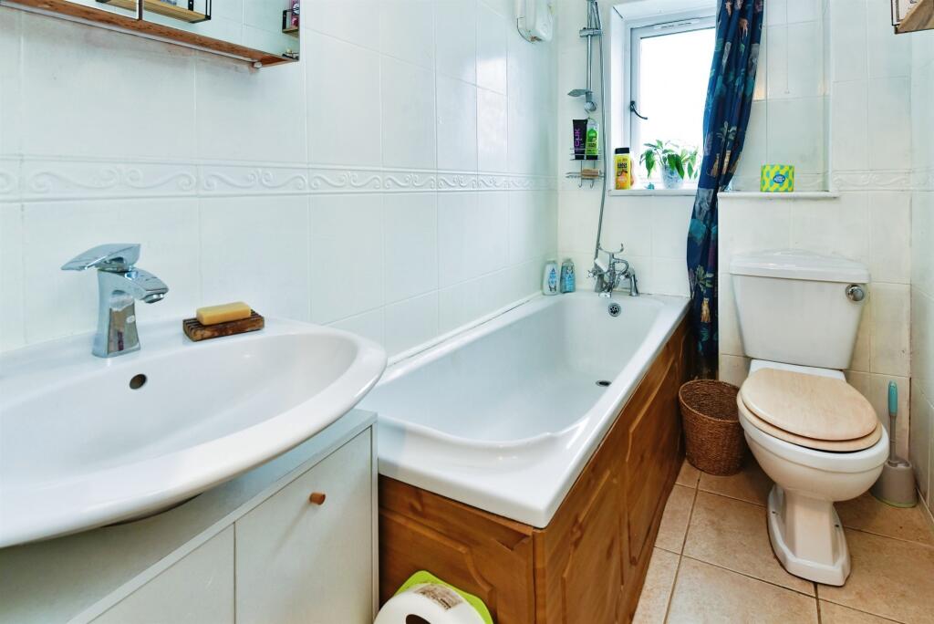 Additional image 11 of Whatcombe Terrace, Frome