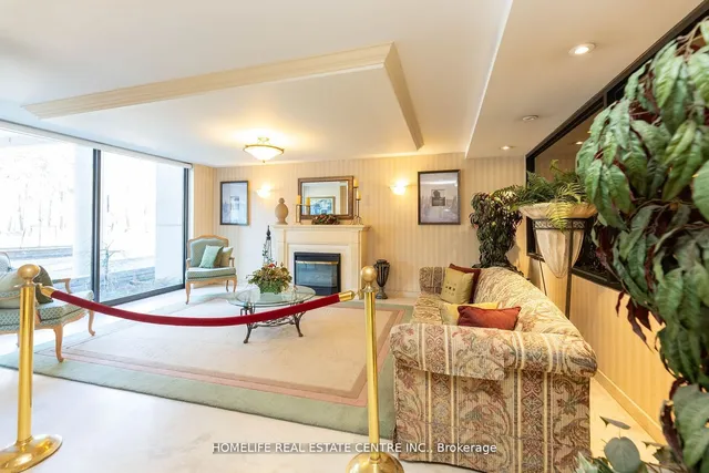 Additional image 9 of 3700 Kaneff Cres Unit 411