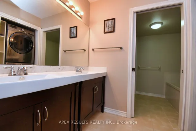 Additional image 24 of 2020 Cleaver Ave Unit 212