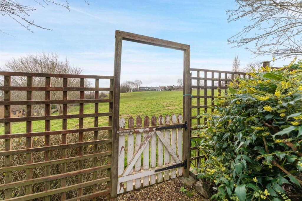 Additional image 38 of Rookery Close, Weston Hillside - OPEN OUTLOOK