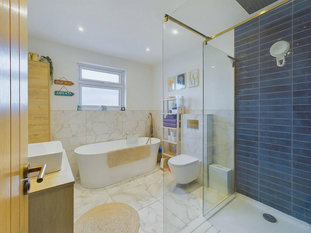 Additional image 15 of Loxwood Avenue, Worthing, BN14 7RF