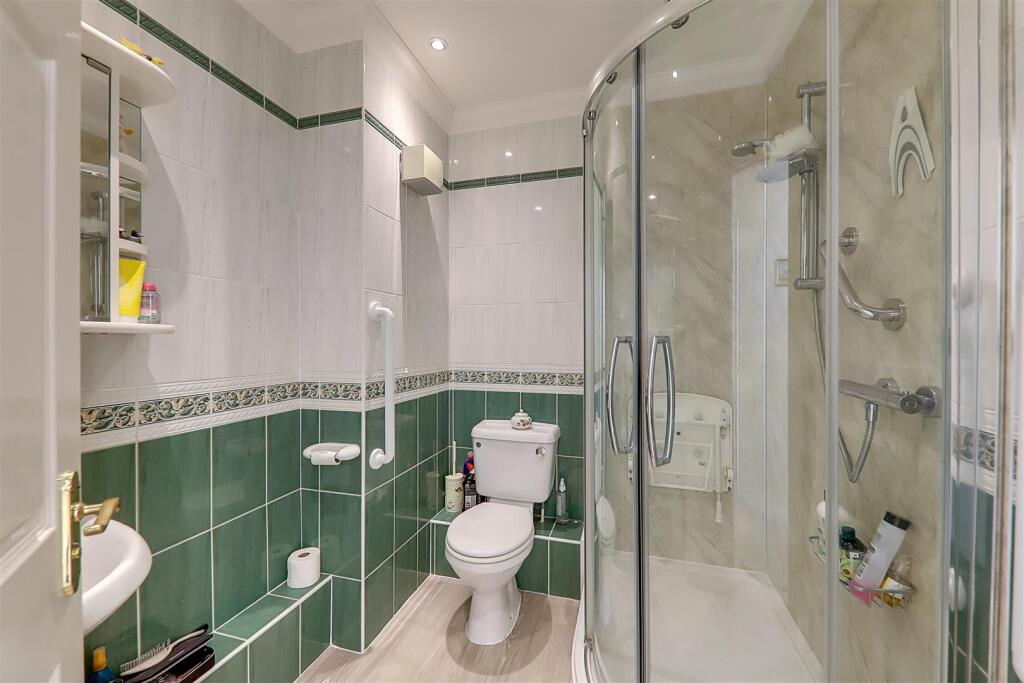 Additional image 6 of Roberts Marine Mansions, West Parade, Worthing