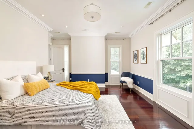 Additional image 27 of 36 Old Yonge St