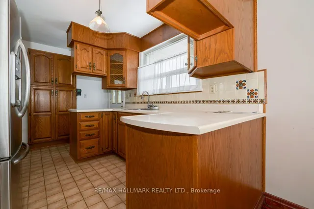 Additional image 7 of 1 Marblehead Rd