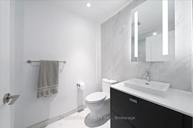 Additional image 15 of 470 Front St Unit 2201