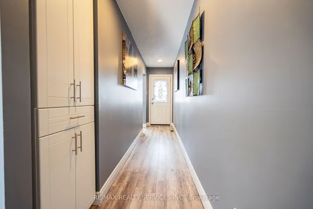 Additional image 2 of 54 Ferri Cres
