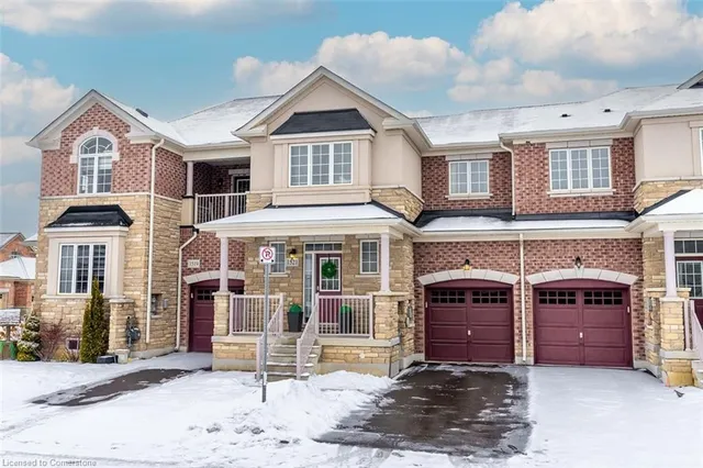 1521 Carr Landng