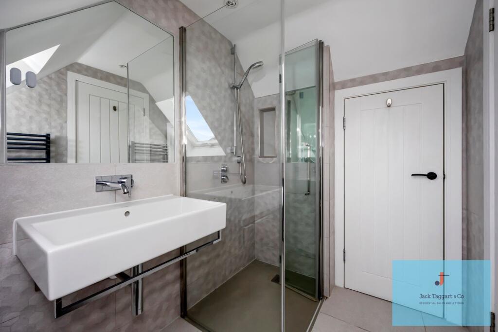 Additional image 12 of Redhill Drive, Brighton, BN1