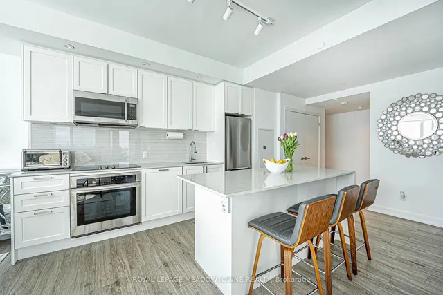 Additional image 10 of 1926 Lake Shore Blvd Unit 3606
