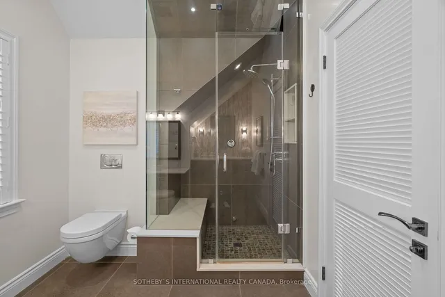 Additional image 32 of 74 Humbervale Blvd