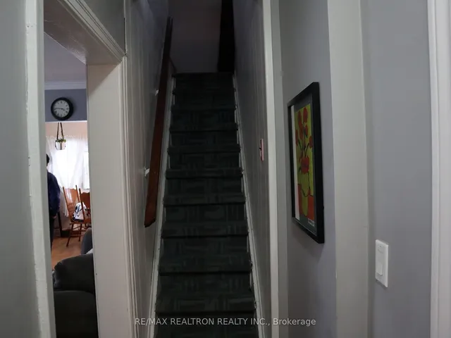 Additional image 19 of 153 Pitt Ave