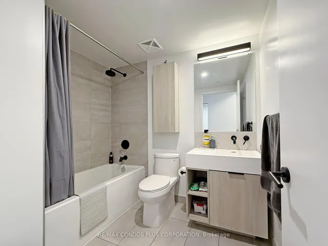 Additional image 9 of 108 Peter St Unit 1305