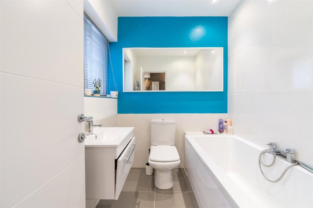 Additional image 15 of Stroud Close, Colehill, Wimborne, Dorset, BH21