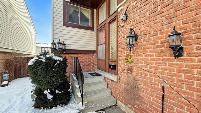 Additional image 7 of 7 Roughfield Cres